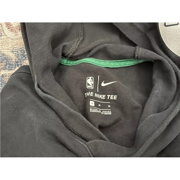 Nike NBA World Champion Boston Celtics Short Sleeve Hooded T-Shirt size Mens Med - Picture 3 of 4